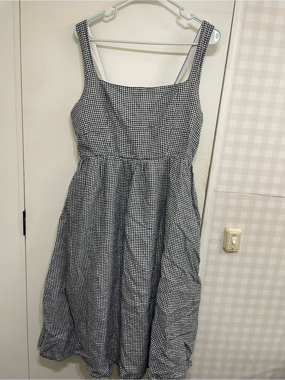 Quince 100% European linen gingham dress